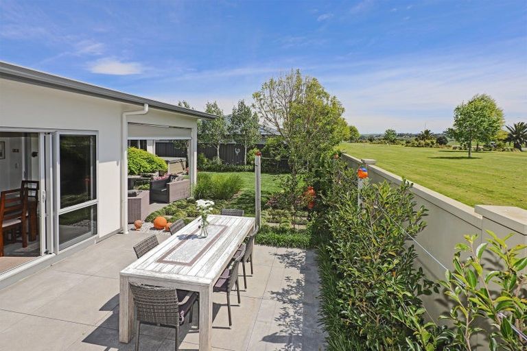 Photo of property in 16 Wanaka Place, Poraiti, Napier, 4112