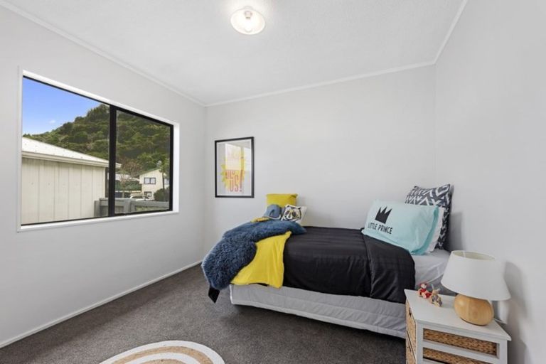 Photo of property in 100 Gillespies Road, Birchville, Upper Hutt, 5018