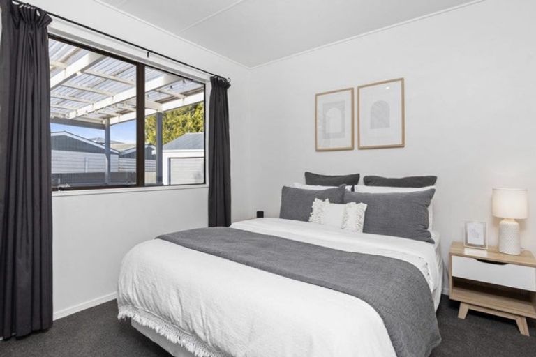 Photo of property in 3 Kupe Drive, Carterton, 5713