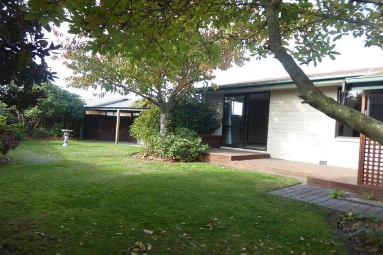 Photo of property in 9 Mulberry Place, Redwood, Christchurch, 8051