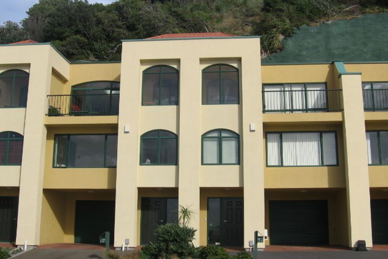 Photo of property in 148a Evans Bay Parade, Roseneath, Wellington, 6021