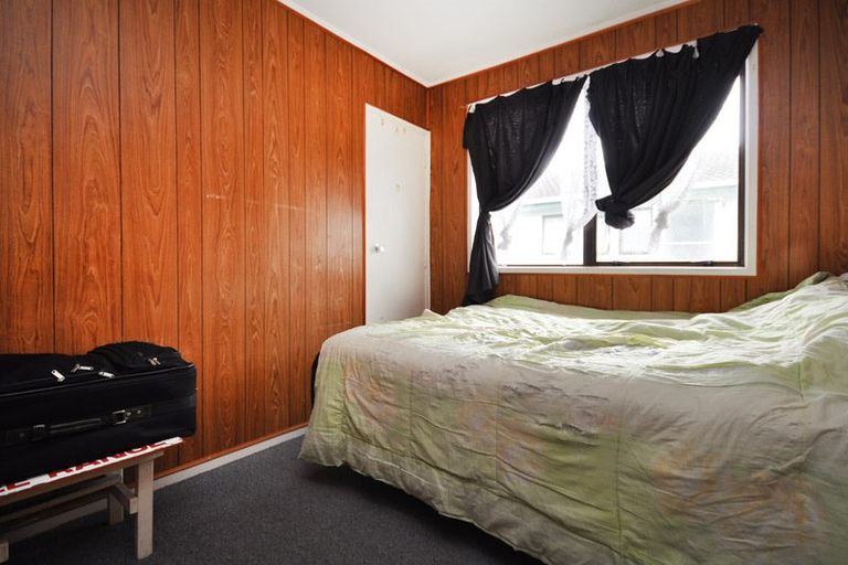 Photo of property in 16 Taitimu Drive, Weymouth, Auckland, 2103