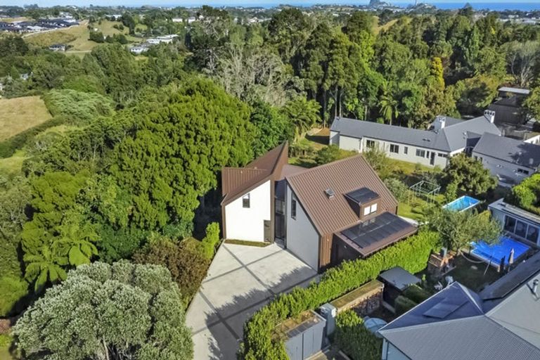 Photo of property in 366 Frankley Road, Ferndale, New Plymouth, 4310