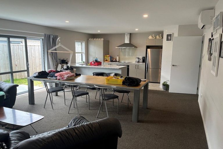 Photo of property in 17 Broadway Parade, Rolleston, 7615