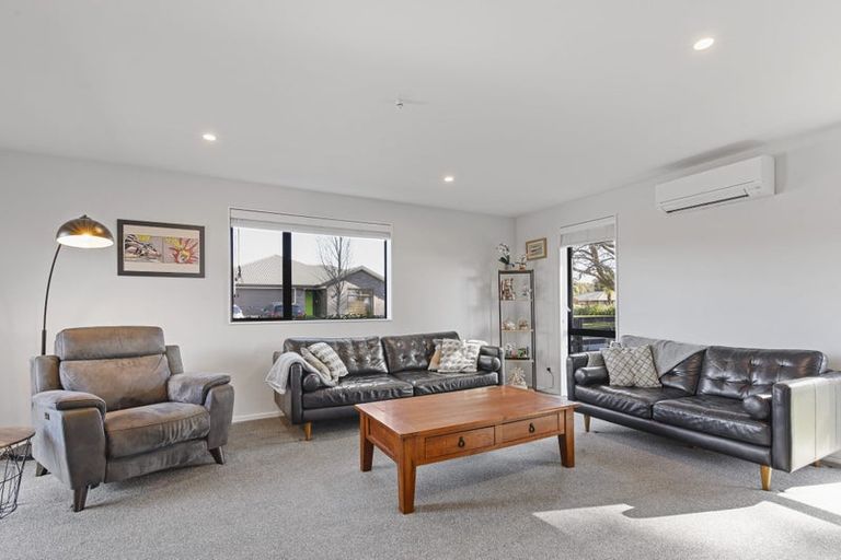 Photo of property in 22 Minerva Crescent, Woodend, 7610