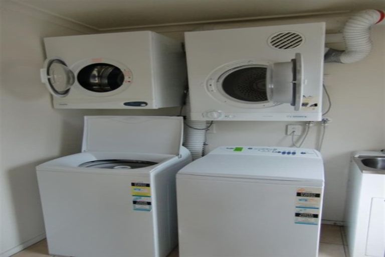 Photo of property in 11 Ruahine Street, Roslyn, Palmerston North, 4414