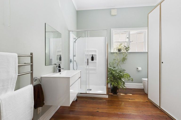 Photo of property in 40 Stanley Street, Berhampore, Wellington, 6023