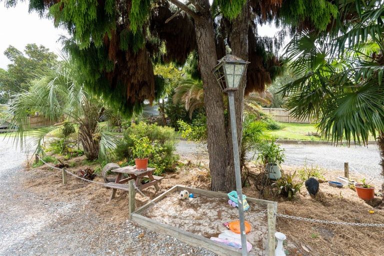 Photo of property in 4 Church Street, Kawakawa, 0210