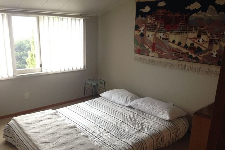Photo of property in 4a Denholm Road, Hospital Hill, Napier, 4110