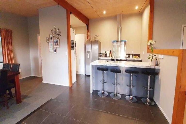 Photo of property in 15 Lake View Road, Waipukurau, 4200