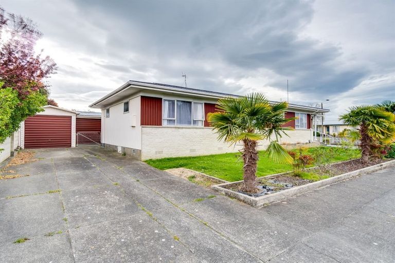 Photo of property in 2 Jellicoe Place, Tamatea, Napier, 4112