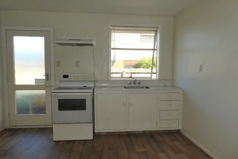 Photo of property in 2/171 Clarence Street, Riccarton, Christchurch, 8011