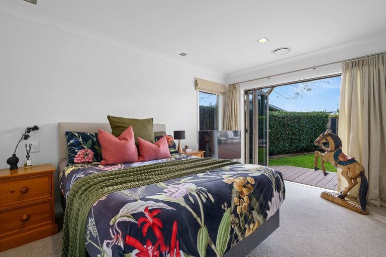 Photo of property in 5 Cooper Crescent, Cambridge, 3434