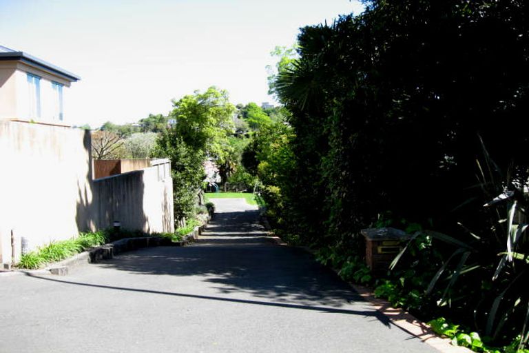 Photo of property in 10 Ngatitama Street, Nelson South, Nelson, 7010