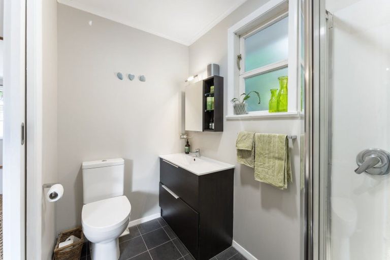 Photo of property in 5 Prouse Grove, Silverstream, Upper Hutt, 5019