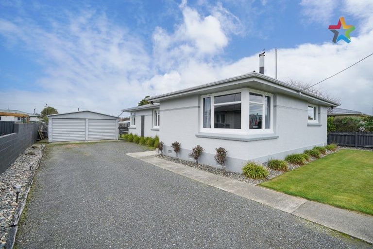 Photo of property in 143 Stobo Street, Grasmere, Invercargill, 9810