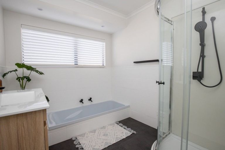 Photo of property in 23 Darlington Street, Ngatea, 3503