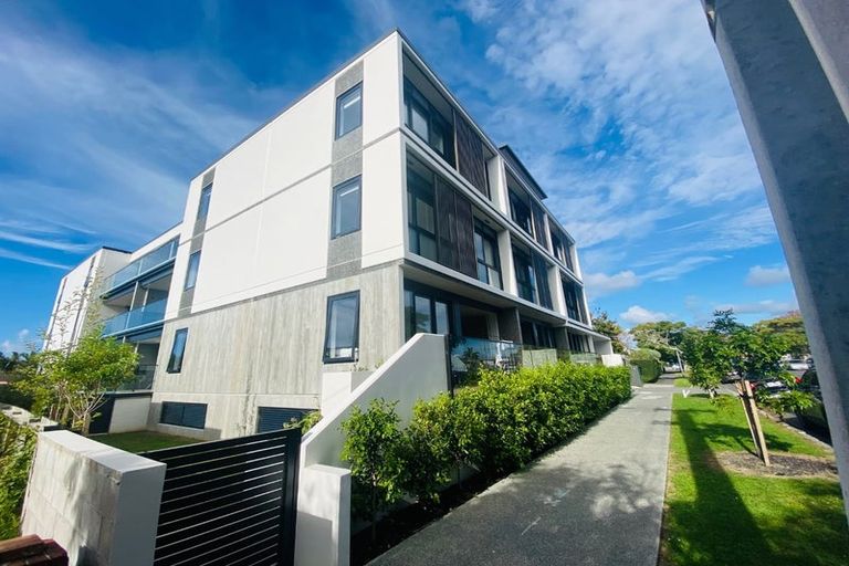 Photo of property in 204/9 Walmer Road, Point Chevalier, Auckland, 1022