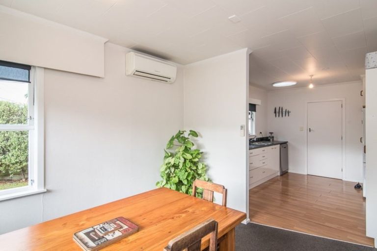 Photo of property in 7 Buckley Grove, Paraparaumu, 5032