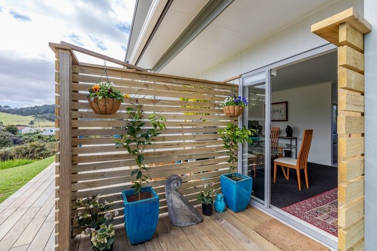 Photo of property in 3 Lori Lane, Coopers Beach, 0420