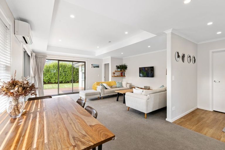 Photo of property in 8 Bradwell Crescent, Halswell, Christchurch, 8025