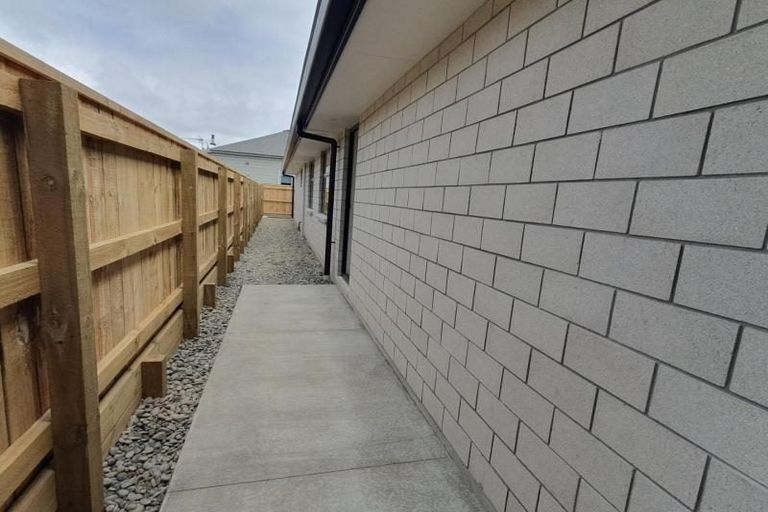 Photo of property in 5a Massey Street, Westown, New Plymouth, 4310