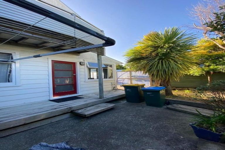 Photo of property in 24 Steyne Avenue, Plimmerton, Porirua, 5026