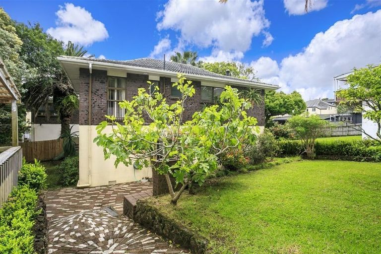 Photo of property in 3/24 Harley Road, Hauraki, Auckland, 0622