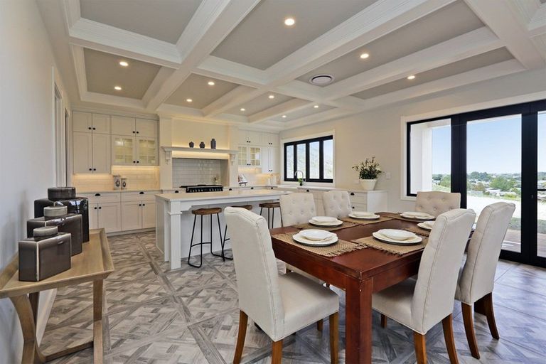 Photo of property in 4 Ridgeway Terrace, Taradale, Napier, 4112