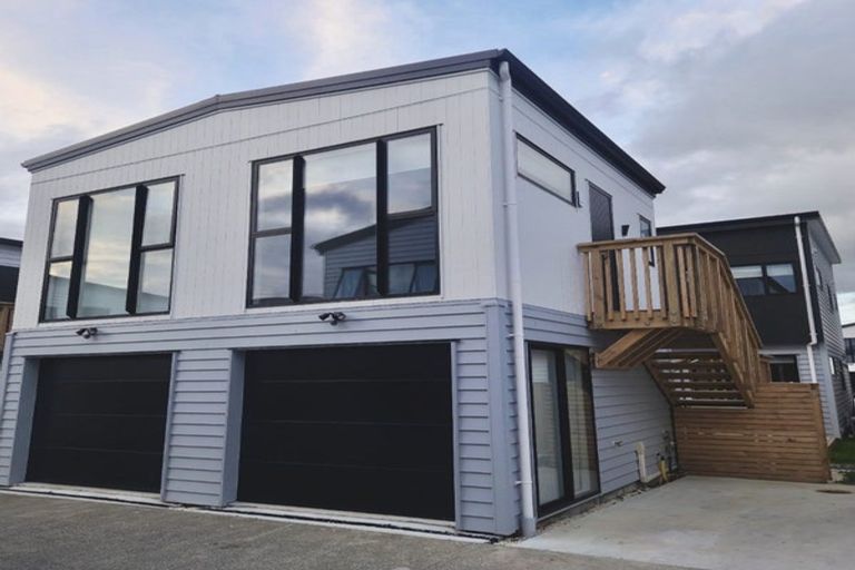 Photo of property in 51 Survila Street, Papakura, 2110