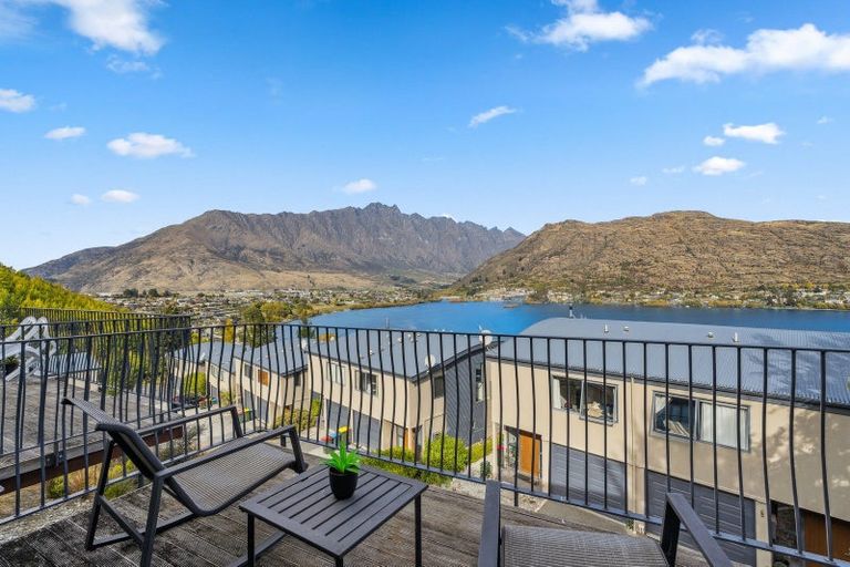 Photo of property in Elkridge Apartments, 14/64 Marina Drive, Frankton, Queenstown, 9300