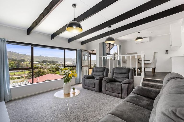 Photo of property in 4a Arawhata Street, Ranui, Porirua, 5024