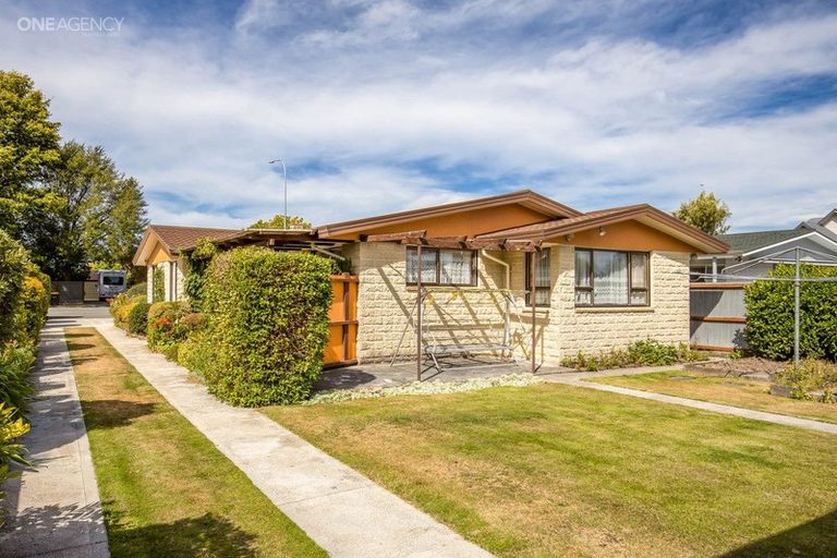 Photo of property in 209 West Belt, Rangiora, 7400