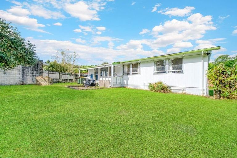 Photo of property in 23 Chrisarda Place, Red Hill, Papakura, 2110
