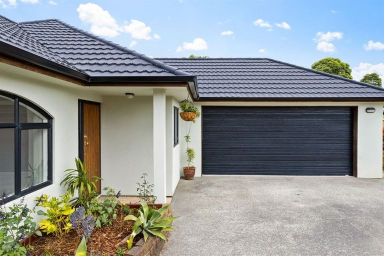 Photo of property in 6 Pyrite Street, Westgate, Auckland, 0614