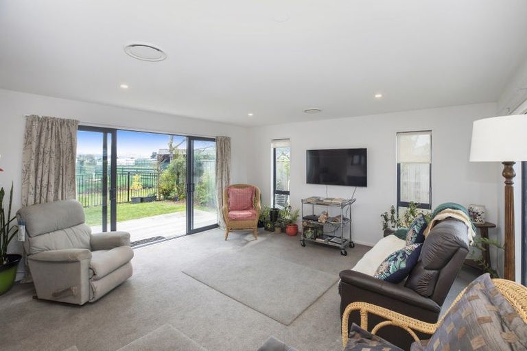 Photo of property in 13 Crossley Avenue, Woodend, 7610