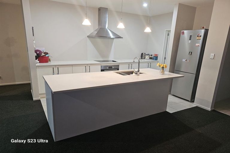 Photo of property in 86 Shillingford Boulevard, Rolleston, 7615