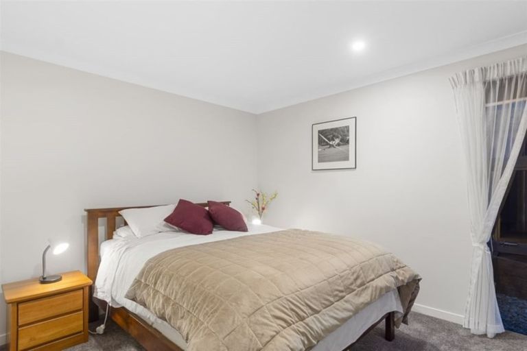 Photo of property in 33 Glenpark Crescent, Bethlehem, Tauranga, 3110