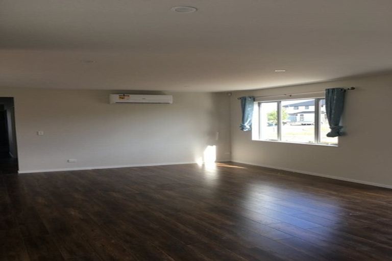Photo of property in 10 Hapukupuku Avenue, Beachlands, Auckland, 2018