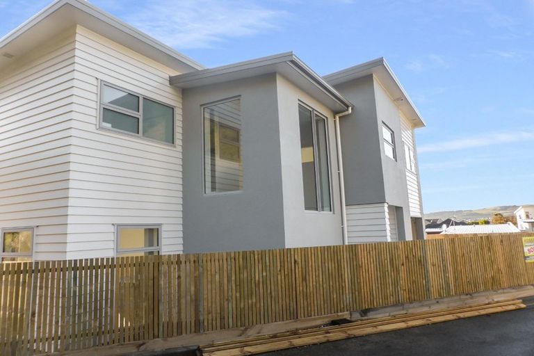 Photo of property in 36c Erlestoke Crescent, Churton Park, Wellington, 6037