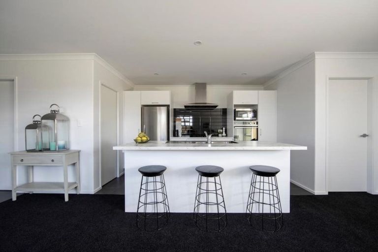 Photo of property in 16 Tawhiti Road, Pukekohe, 2120