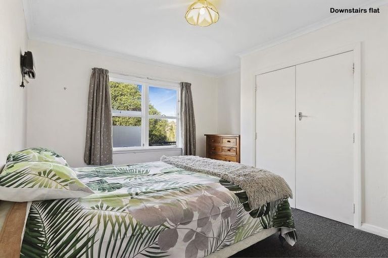 Photo of property in 15a Romney Square, Tawa, Wellington, 5028