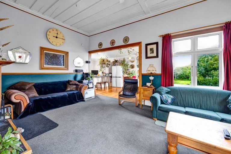 Photo of property in 54 Ngatai Street, Manaia, 4612