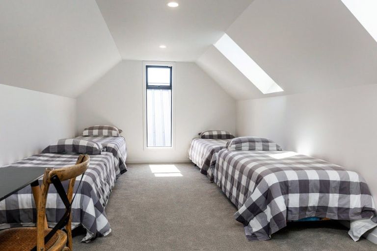 Photo of property in 21 Dry Hills Lane, Riverlands, 7274