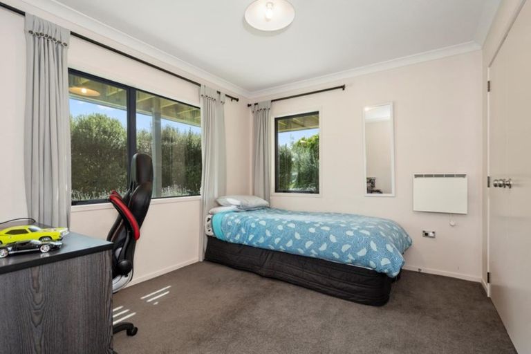 Photo of property in 114 Osprey Drive, Welcome Bay, Tauranga, 3112