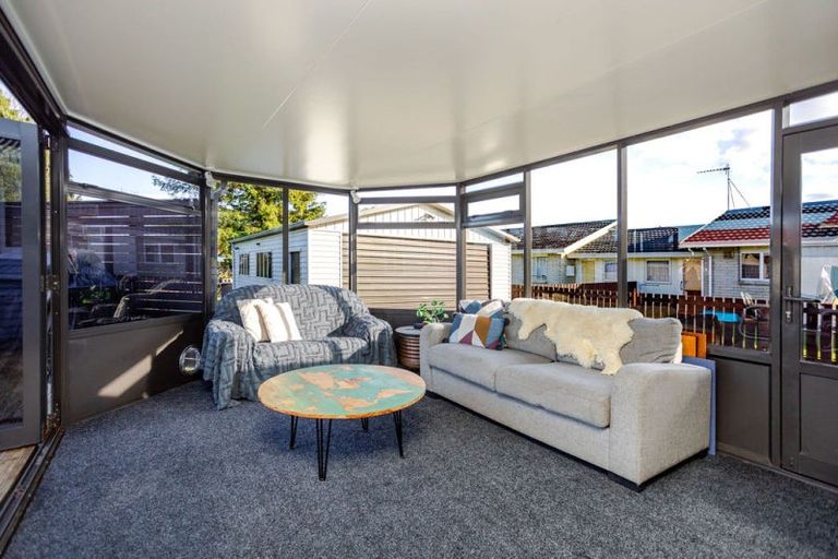 Photo of property in 56 Barraud Street, Dannevirke, 4930