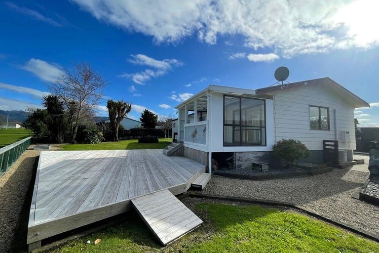 Photo of property in 56 Fairview Road, Katikati, 3129