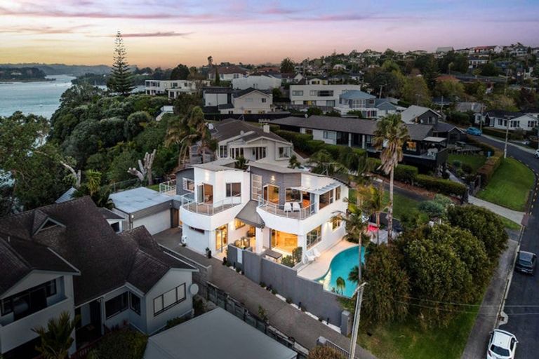 Photo of property in 151 Pah Road, Cockle Bay, Auckland, 2014