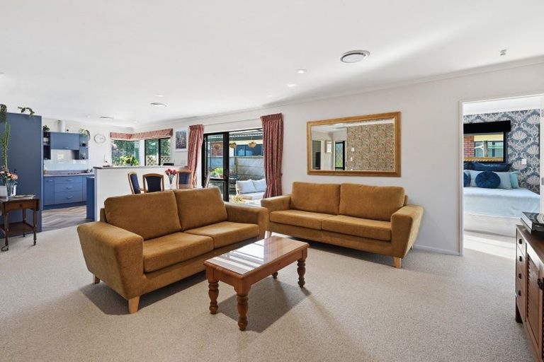 Photo of property in 53 Tawavale Street, Pukehangi, Rotorua, 3015