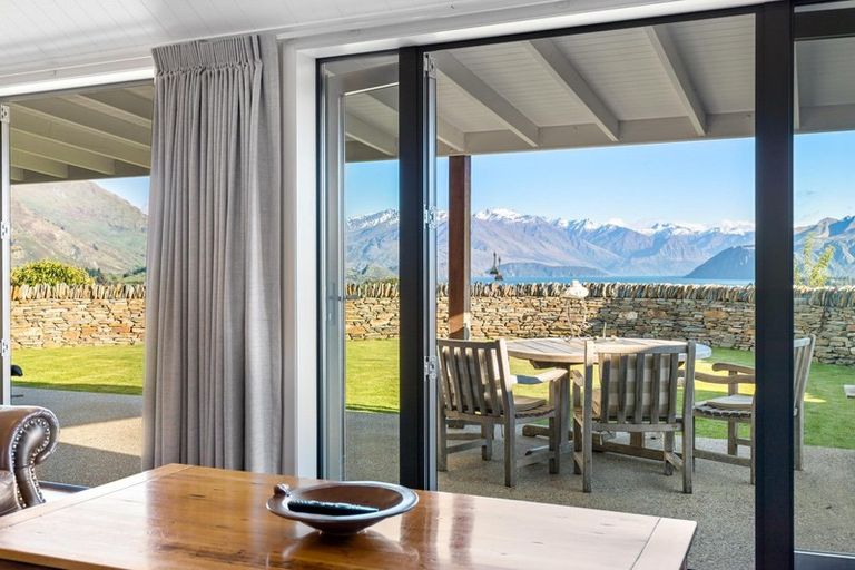 Photo of property in 76 West Meadows Drive, Wanaka, 9305